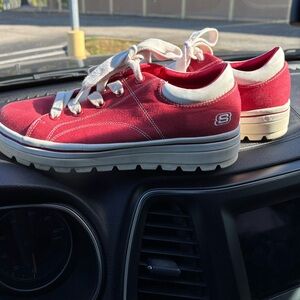 Red Sketchers Street Cleat 2